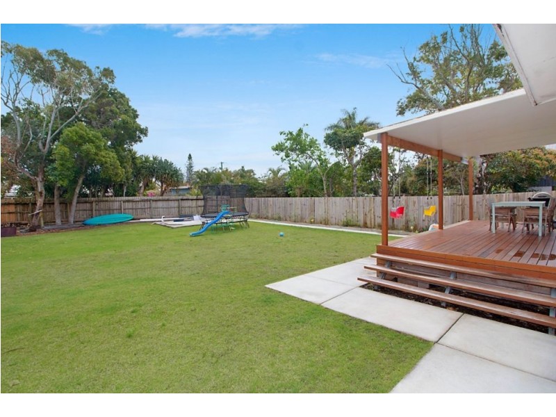 13 Wommin Lake Crescent, Fingal Head NSW 2487