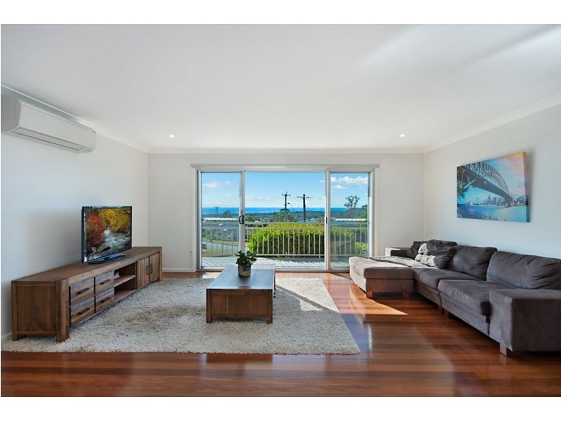 9 Seaview Road, Banora Point NSW 2486