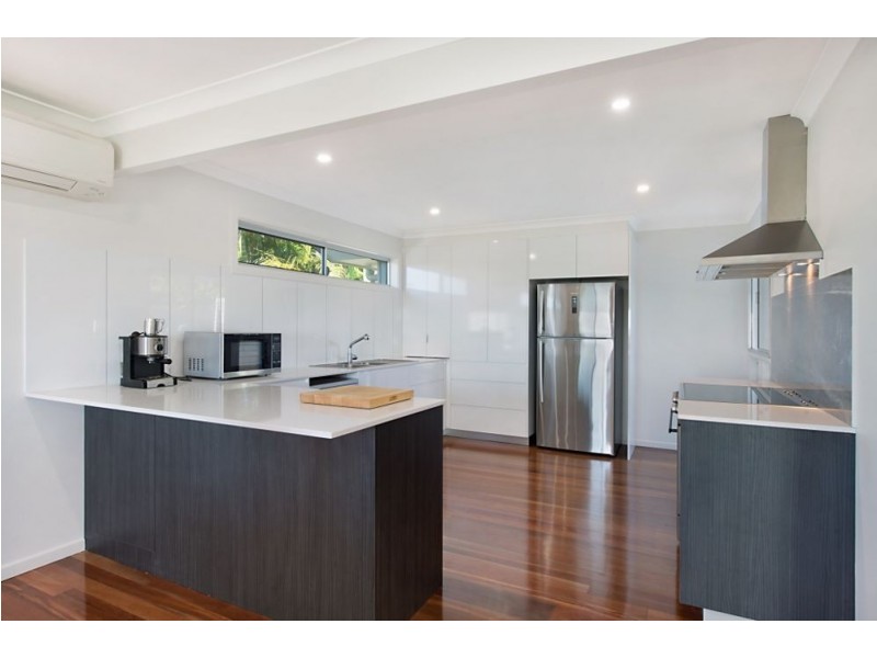 9 Seaview Road, Banora Point NSW 2486