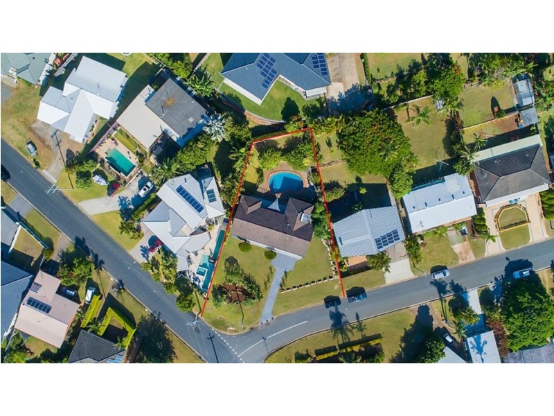 9 Seaview Road, Banora Point NSW 2486