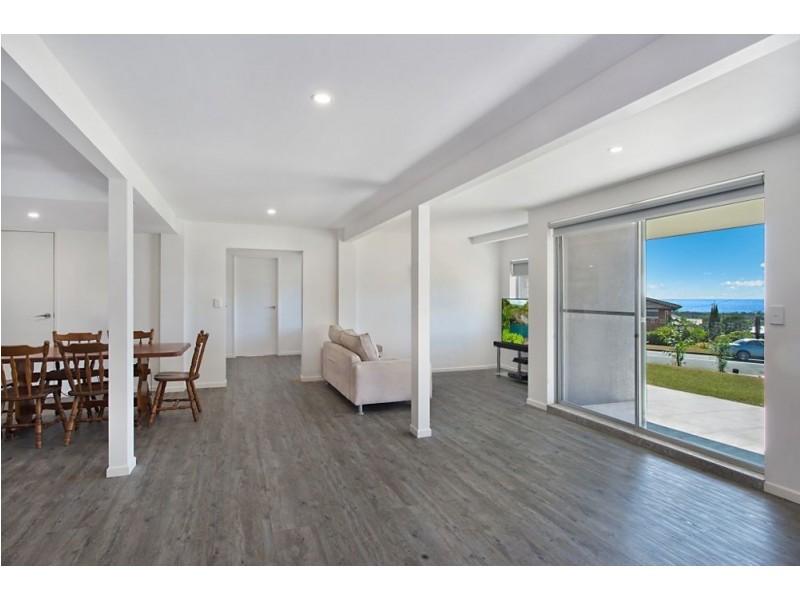 9 Seaview Road, Banora Point NSW 2486