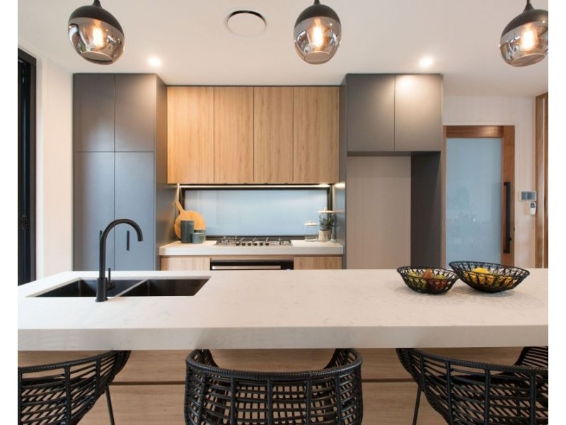 2/33 Garrick Street, Coolangatta QLD 4225