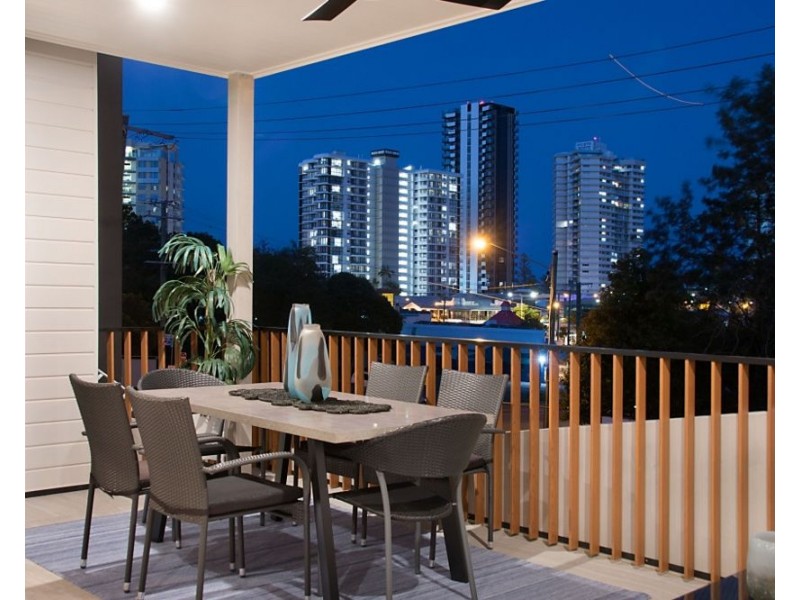 2/33 Garrick Street, Coolangatta QLD 4225