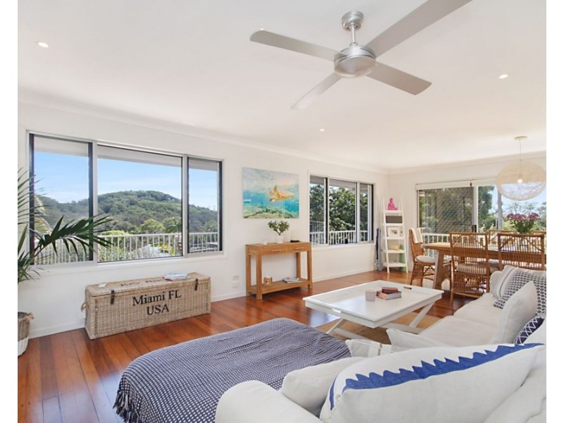 5 Yeramba Place, Currumbin QLD 4223