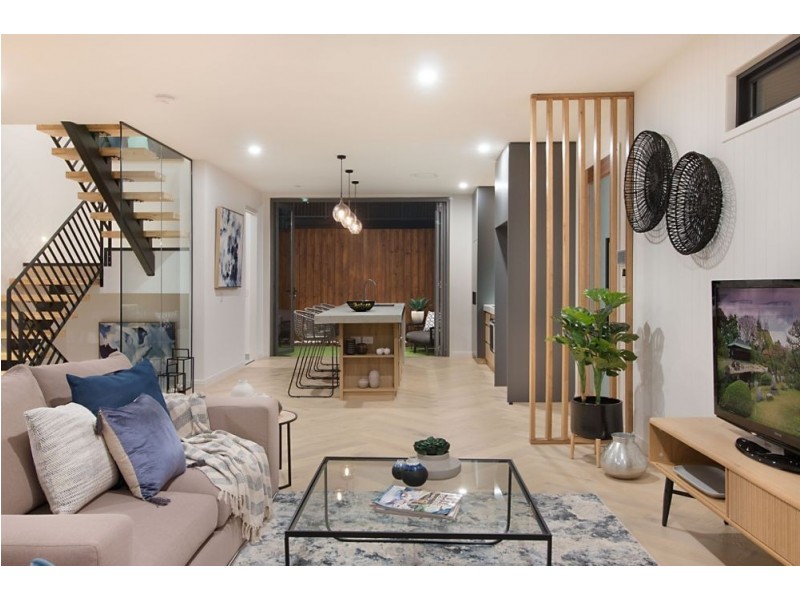 4/134 Musgrave Street, “KARMA VILLAS”, Coolangatta QLD 4225