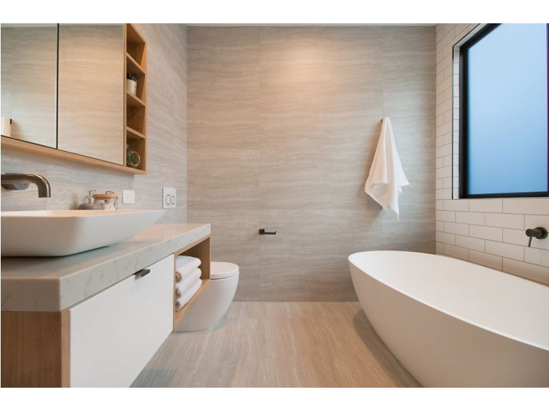 4/134 Musgrave Street, “KARMA VILLAS”, Coolangatta QLD 4225