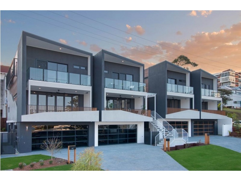 4/134 Musgrave Street, “KARMA VILLAS”, Coolangatta QLD 4225