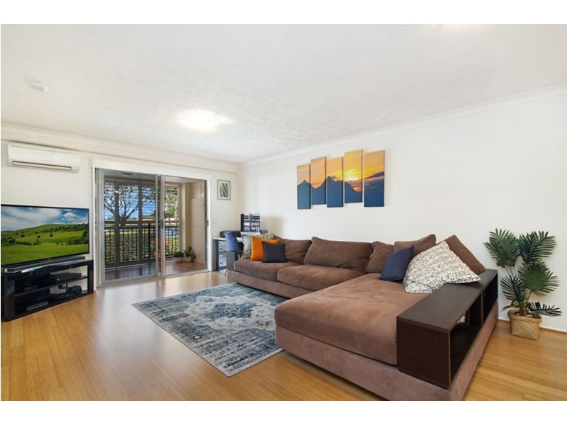 1/205 Boundary Street, Rainbow Bay QLD 4225