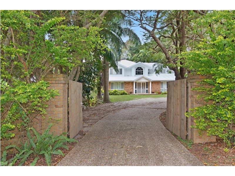 2 Highland Drive, Terranora NSW 2486