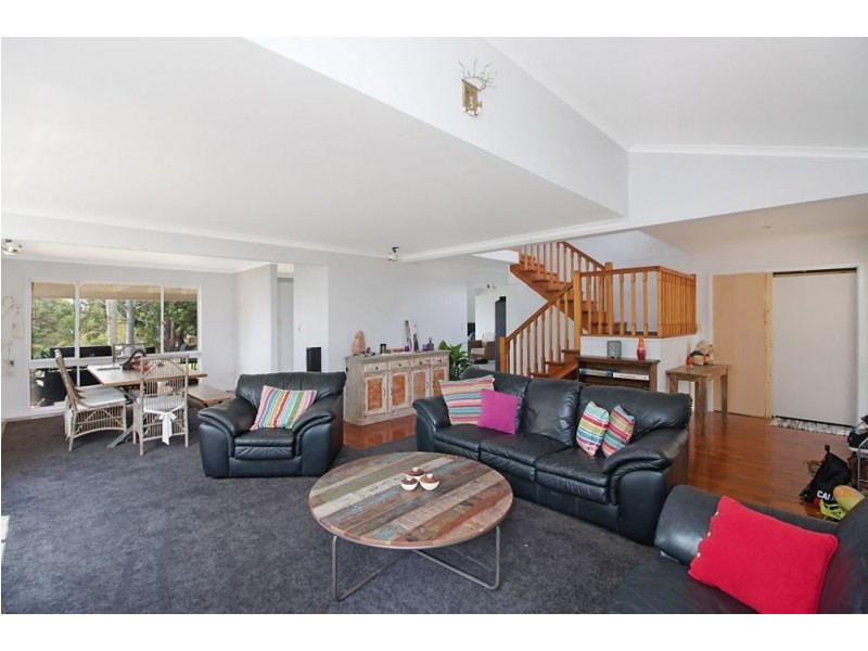 2 Highland Drive, Terranora NSW 2486