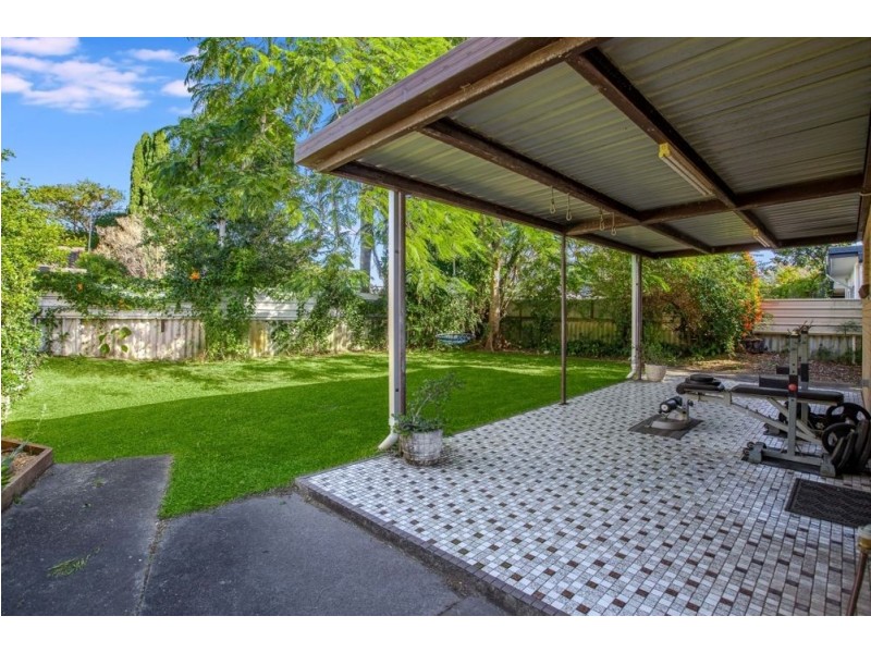 18 Flores Avenue, Palm Beach QLD 4221