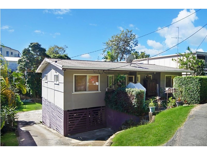 2/25 Stapylton Street, Coolangatta QLD 4225