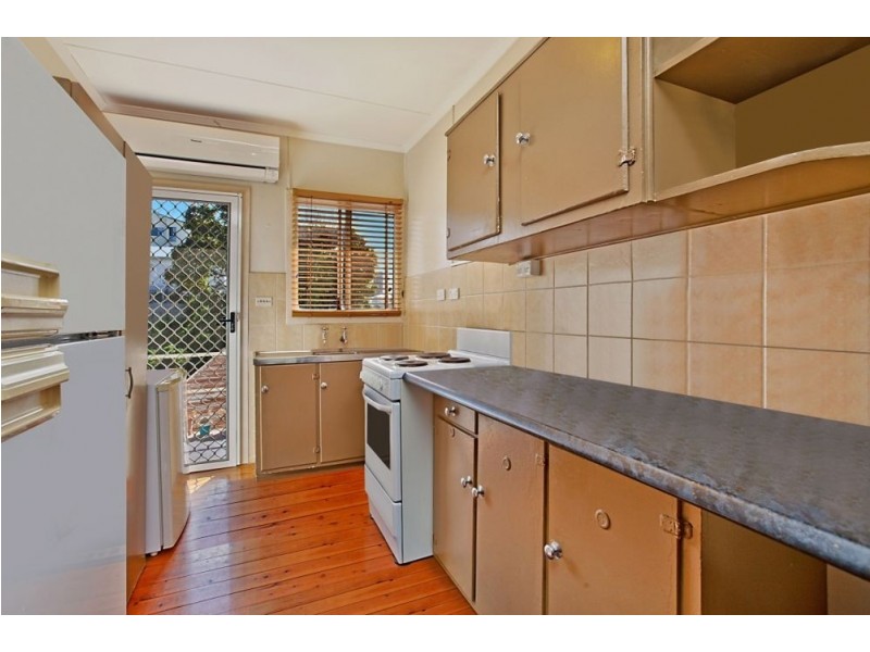 2/25 Stapylton Street, Coolangatta QLD 4225