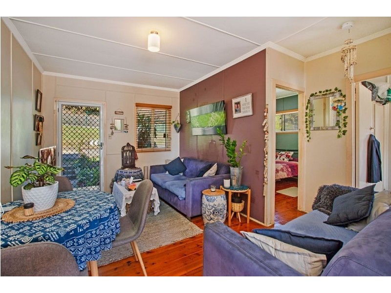 2/25 Stapylton Street, Coolangatta QLD 4225