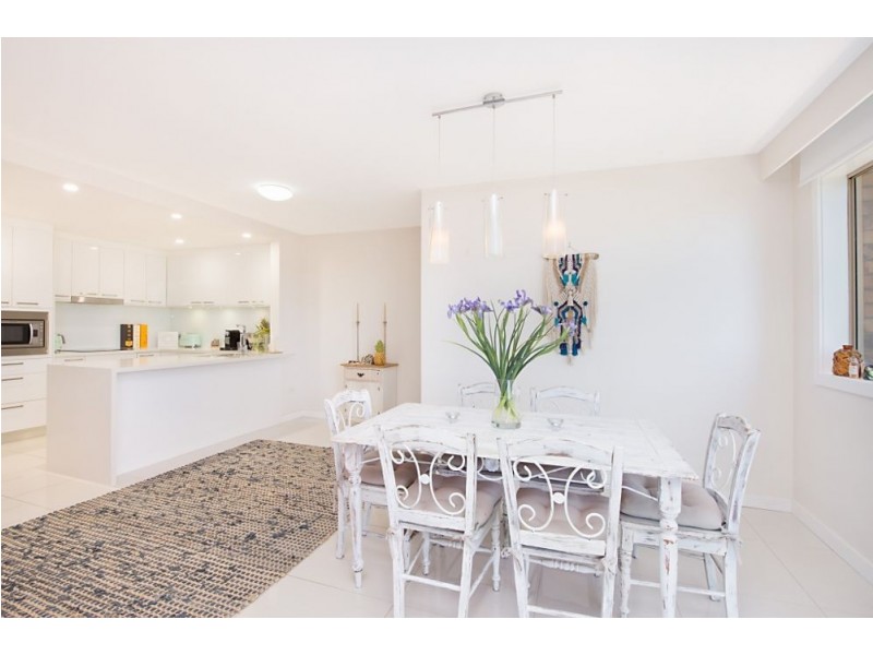 8/15-17 South Street, Kirra QLD 4225