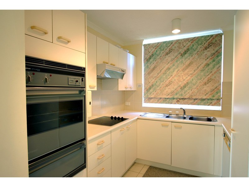 22/243 Boundary Street, Rainbow Bay QLD 4225