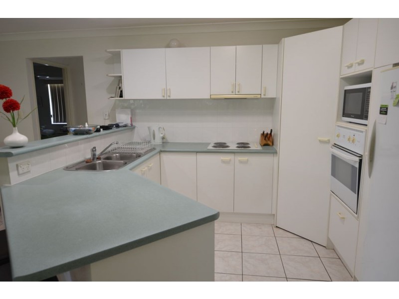 55 Avondale Drive, Banora Point NSW 2486