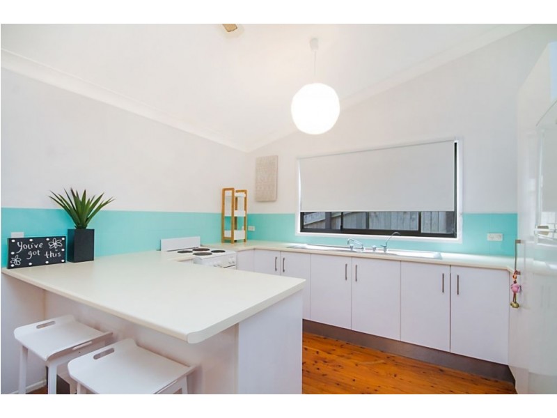 36 Broadwater Esplanade, Bilambil Heights NSW 2486