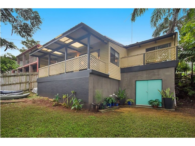 36 Broadwater Esplanade, Bilambil Heights NSW 2486