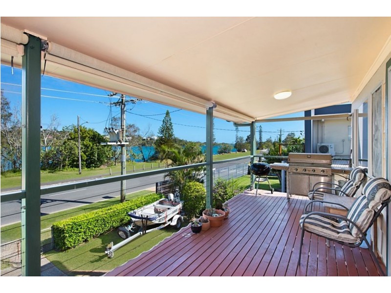 11 Fingal Road, Fingal Head NSW 2487