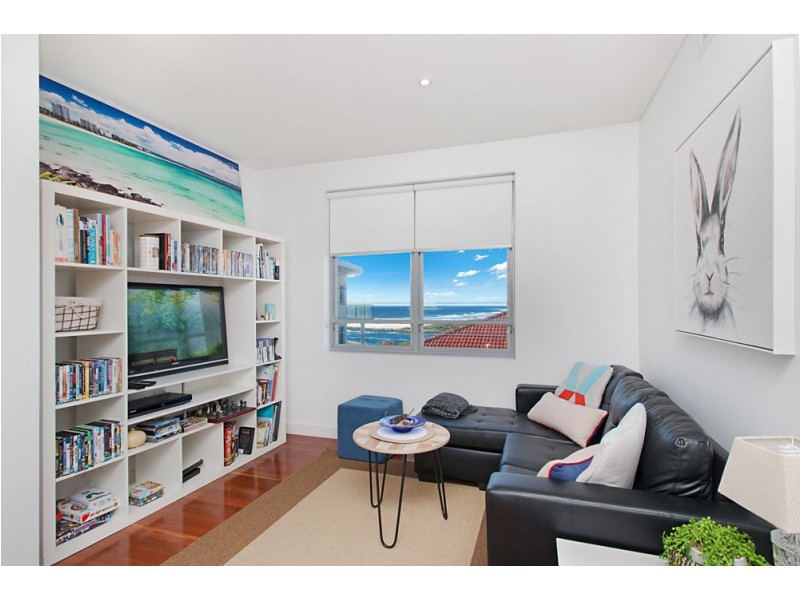 13/2-4 Boundary Lane, Rainbow Bay QLD 4225