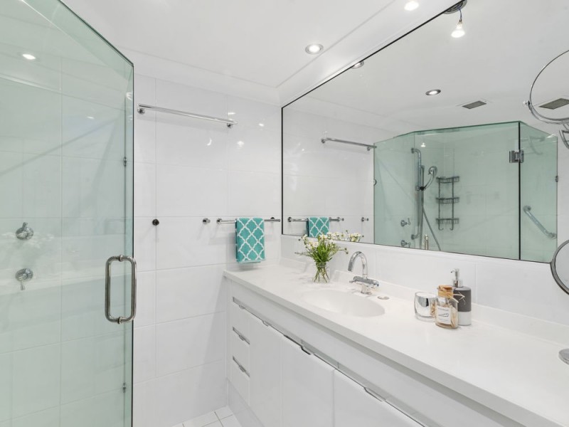 63 Mariners Drive East, Tweed Heads NSW 2485