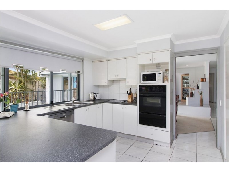 155 Currumbin Creek Road, Currumbin Waters QLD 4223