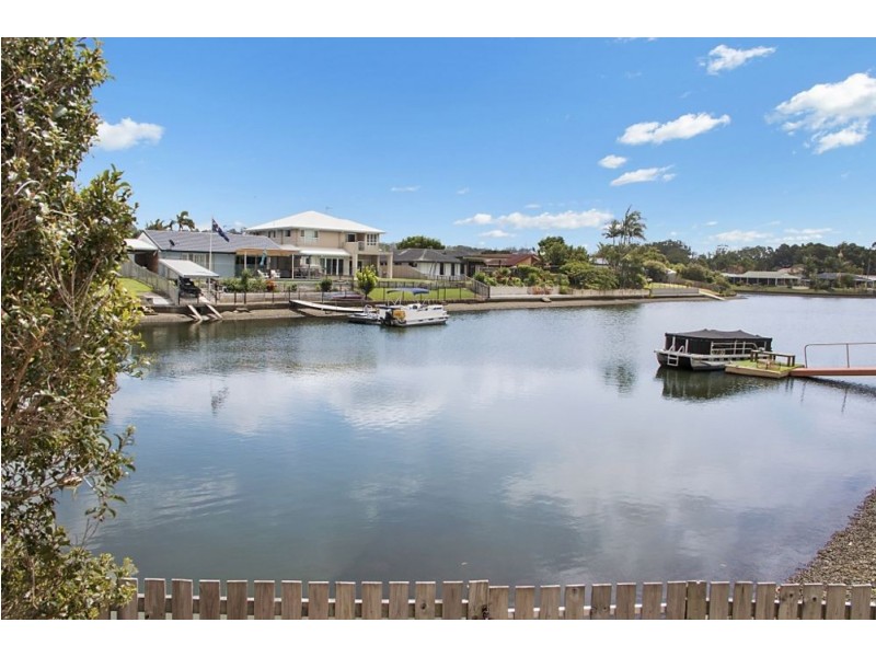 155 Currumbin Creek Road, Currumbin Waters QLD 4223