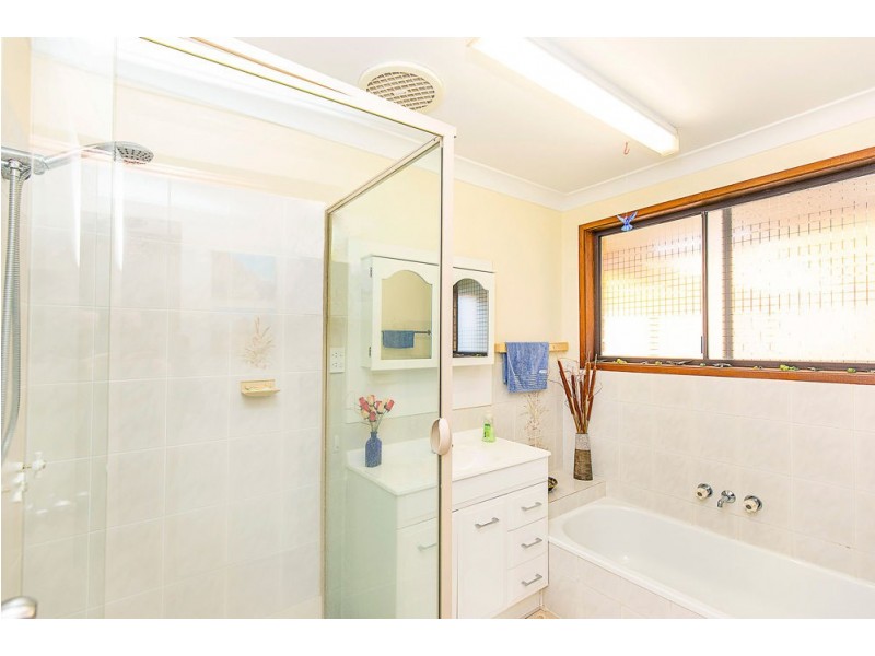 2/62 Oyster Point Road, Banora Point NSW 2486