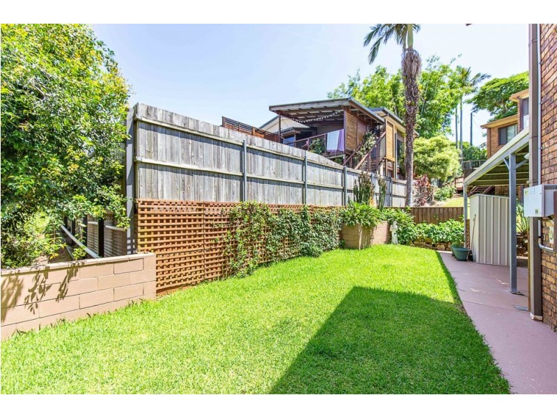 2/62 Oyster Point Road, Banora Point NSW 2486