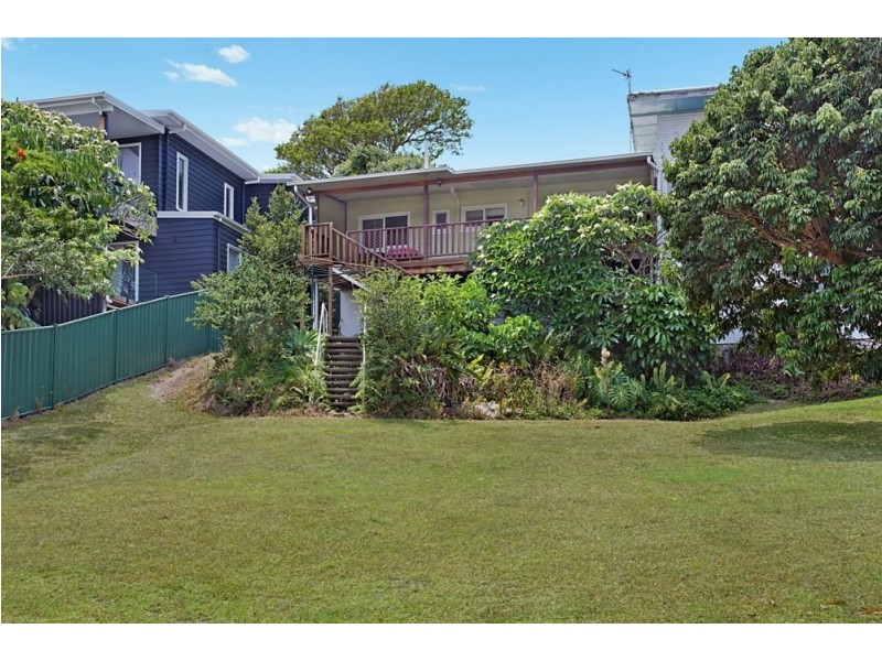 33 Rutledge Street, Coolangatta QLD 4225