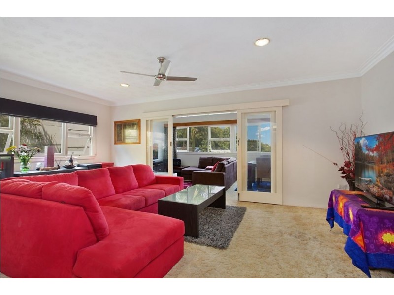 33 Rutledge Street, Coolangatta QLD 4225