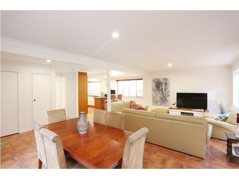 34 Teemangum Street, Currumbin QLD 4223