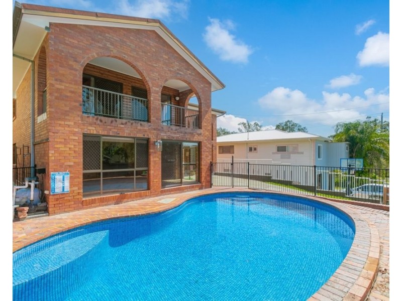 6 Stapylton Street, Coolangatta QLD 4225