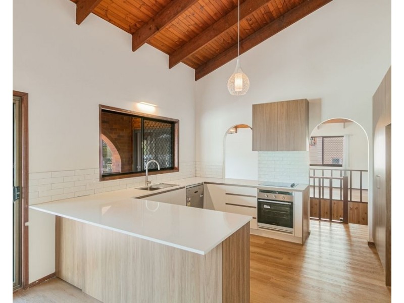 6 Stapylton Street, Coolangatta QLD 4225