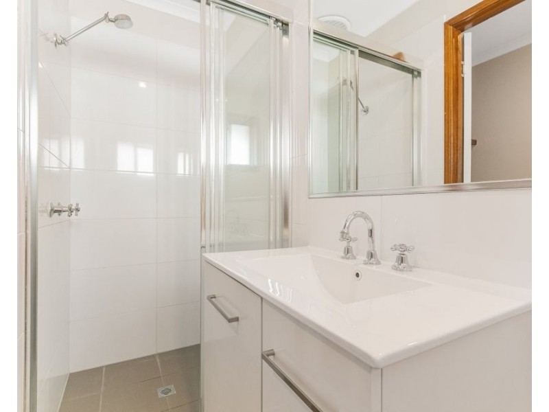 6 Stapylton Street, Coolangatta QLD 4225