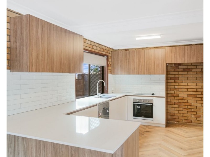 6 Stapylton Street, Coolangatta QLD 4225