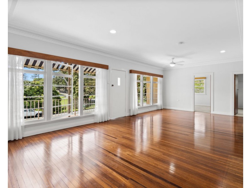 21 Stapylton Street (75 Garrick Street), Coolangatta QLD 4225