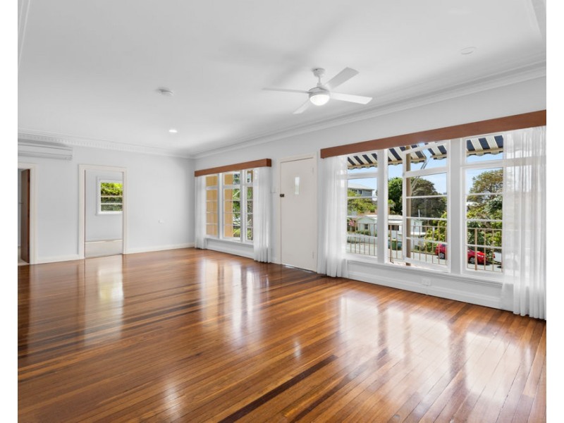 21 Stapylton Street (75 Garrick Street), Coolangatta QLD 4225