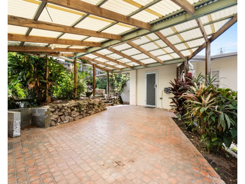 21 Stapylton Street (75 Garrick Street), Coolangatta QLD 4225