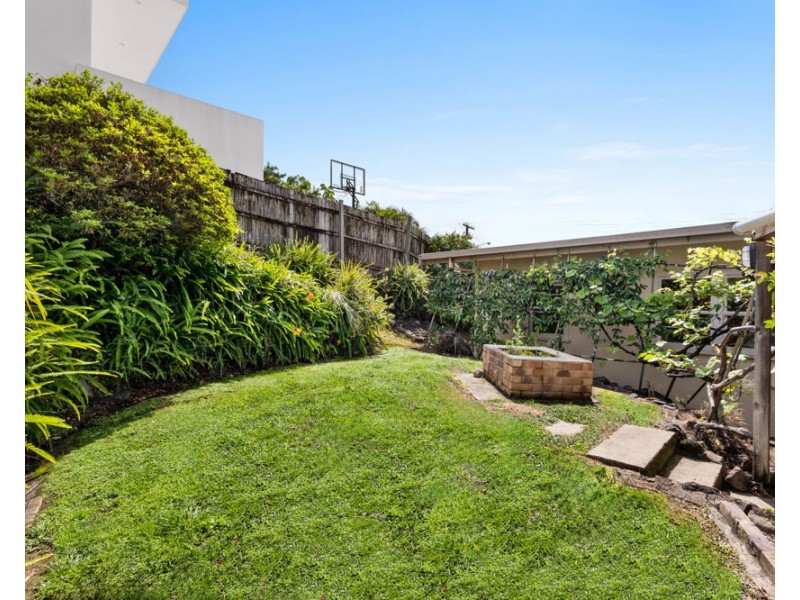 21 Stapylton Street (75 Garrick Street), Coolangatta QLD 4225