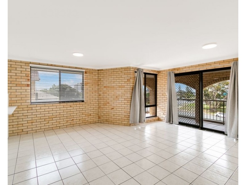 7/74 Coolangatta Road, Coolangatta QLD 4225