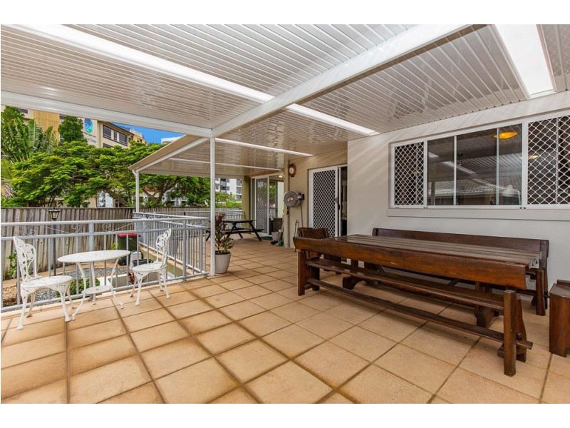 2/18 McGregor Crescent, Tweed Heads NSW 2485