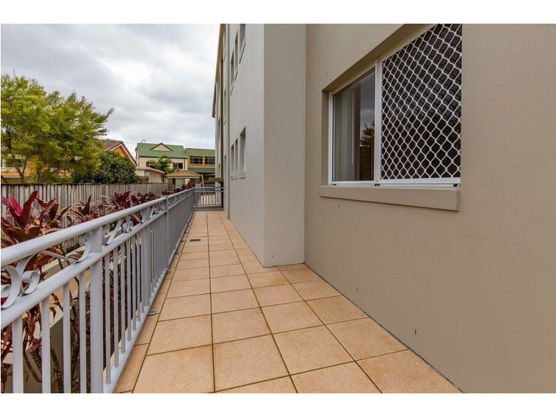 2/18 McGregor Crescent, Tweed Heads NSW 2485