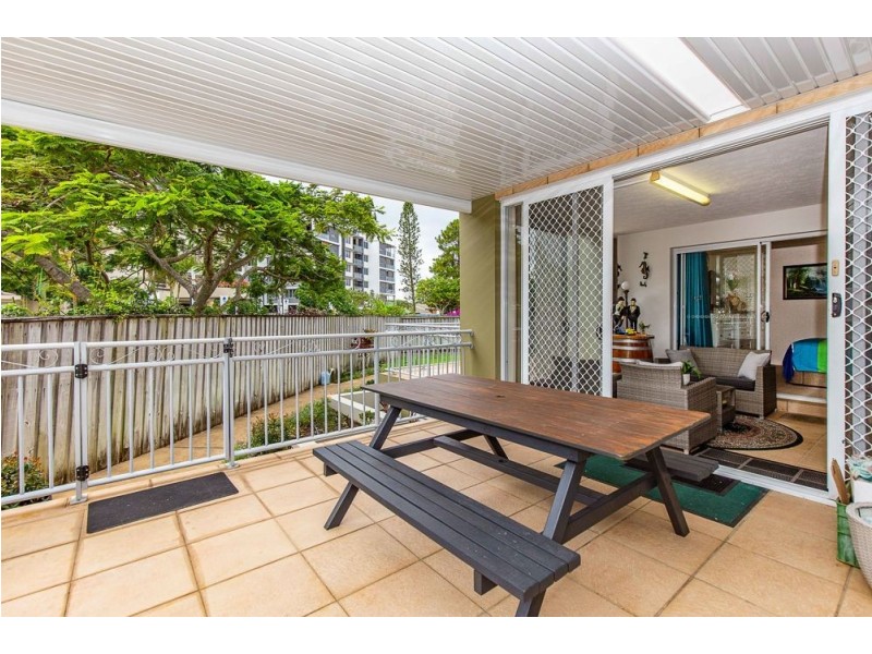 2/18 McGregor Crescent, Tweed Heads NSW 2485
