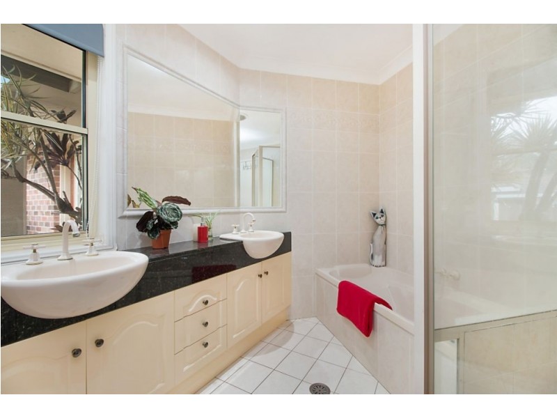 7 Gollan Drive, Tweed Heads West NSW 2485