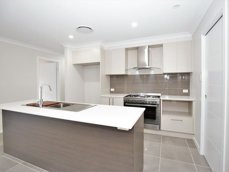 33 Lorikeet Way, Tweed Heads South NSW 2486
