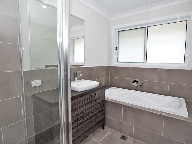 33 Lorikeet Way, Tweed Heads South NSW 2486