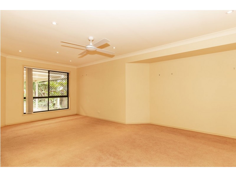 3 Firewheel Way, Banora Point NSW 2486