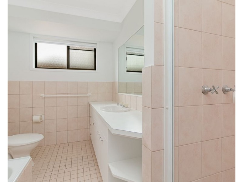 112 Broadwater Esplanade, Bilambil Heights NSW 2486